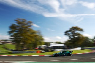 #21  Comtoyou Racing  Matisse LISMONT  James JAKES  Aston Martin Vantage AMR GT3 EVO
