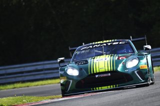 #21  Comtoyou Racing  Matisse LISMONT  James JAKES  Aston Martin Vantage AMR GT3 EVO
