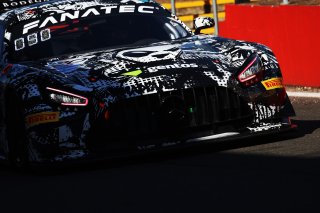#90  Madpanda Motorsport  Exequiel PEREZ COMPANC  Alexander SIMS - Mercedes-AMG GT3
