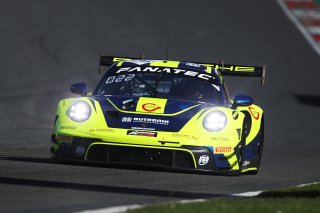 #96 Rutronik Racing  Patric NIEDERHAUSER  Sven MULLER  Porsche 911 GT3 R (992)
