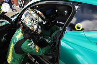 #21  Comtoyou Racing  Matisse LISMONT  James JAKES  Aston Martin Vantage AMR GT3 EVO
