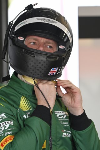 #21  Comtoyou Racing  James JAKES  Aston Martin Vantage AMR GT3 EVO
