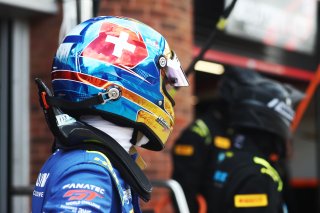 #96 Rutronik Racing  Sven MULLER  Porsche 911 GT3 R (992)
