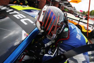#96 Rutronik Racing  Patric NIEDERHAUSER  Porsche 911 GT3 R (992)
