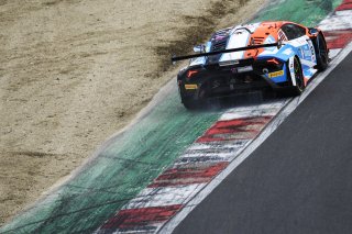 #18  Eurodent GSM Team  Marcus PAVERUD  James KELL - Lamborghini Huracan GT3 EVO2
