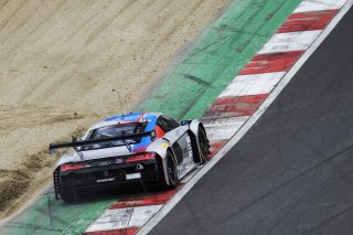 #26  Sainteloc Racing  Ivan KLYMENKO - Hugo COOK - Audi R8 LMS GT3 EVO II
