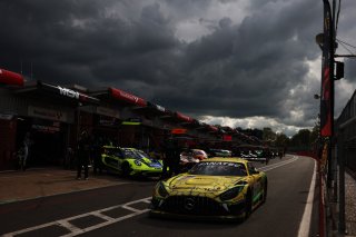 #48  Winward Racing Team MANN-FILTER  Lucas AUER  Maro Engel  Mercedes-AMG GT3 EVO
