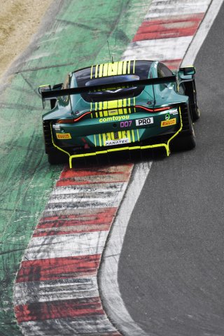 #7  Comtoyou Racing  Mattia DRUDI  Nicolas BAERT  Aston Martin Vantage AMR GT3 EVO
