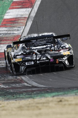 #90  Madpanda Motorsport  Exequiel PEREZ COMPANC  Alexander SIMS - Mercedes-AMG GT3

