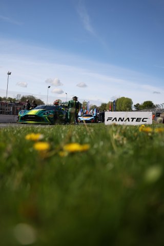 #7  Comtoyou Racing  Mattia DRUDI  Nicolas BAERT  Aston Martin Vantage AMR GT3 EVO
