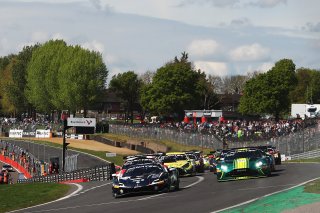 Start of Race 1, #14  Emil Frey Racing  Konsta LAPPALAINEN  Ben GREEN  Ferrari 296 GB3 leads
