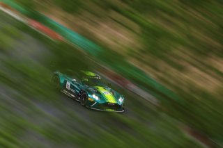 #21  Comtoyou Racing  Matisse LISMONT  James JAKES  Aston Martin Vantage AMR GT3 EVO
