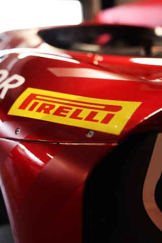 Pirelli
