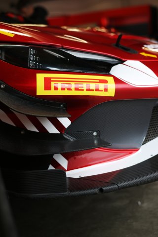 Pirelli
