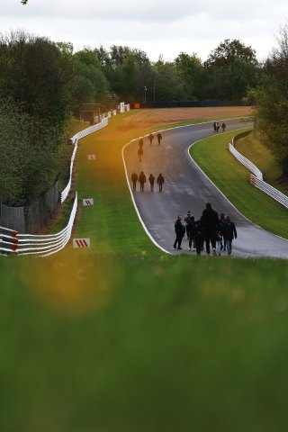 Trackwalk
