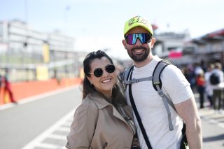 Fans at the Pitlane Autograph Session
