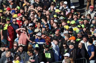 Autograph Session in the Pitlane
