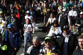 Autograph Session in the Pitlane
