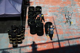 Pirelli
