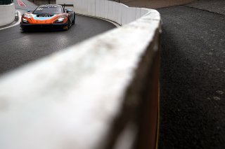 #27 - Optimum Motorsport - Mark RADCLIFFE - Ollie MILLROY - Fran RUEDA - Rob BELL - McLaren 720S GT3 EVO 
