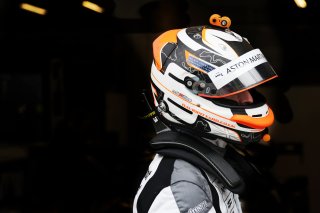 #34 - Walkenhorst Motorsport - David PITTARD - Aston Martin Vantage AMR GT3 EVO
