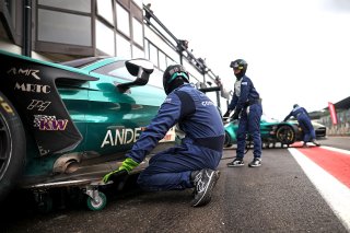 #21 - Comtoyou Racing - Charles CLARK - Sam DEJONGHE - Matisse LISMONT - Xavier MASSEN - Aston Martin Vantage AMR GT3 EVO 
