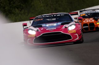 #36 - Walkenhorst Motorsport - Tim CRESWICK - Mex JANSEN - Ben GREEN - Aston Martin Vantage AMR GT3 EVO 
