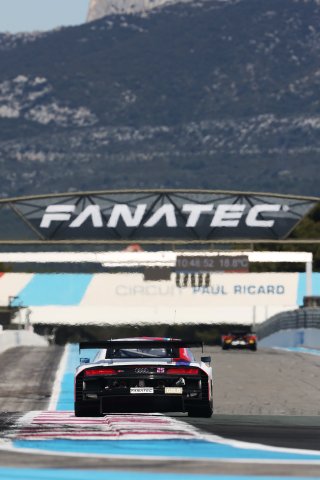 #25 - Sainteloc Racing - Paul EVRARD - Gilles MAGNUS - Jim PLA - Audi R8 LMS GT3 EVO II
