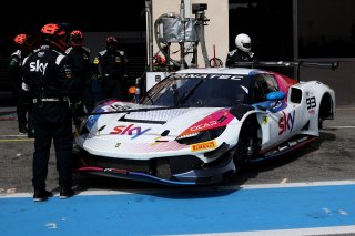 #93 - Sky Tempesta Racing - Christopher FROGGATT - Jonathan HUI - Eddie CHEEVER - Ferrari 296 GT3 
