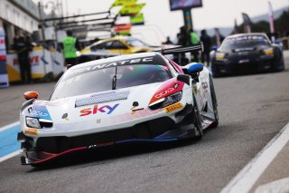 #93 - Sky Tempesta Racing - Christopher FROGGATT - Jonathan HUI - Eddie CHEEVER - Ferrari 296 GT3
