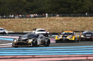 #34 - Walkenhorst Motorsport - David PITTARD - Henrique CHAVES - Ross GUNN - Aston Martin Vantage AMR GT3 EVO
