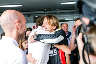 #998 - Rowe Racing - Max HESSE - Dan HARPER - Augusto FARFUS - BMW M4 GT3 Pitlane Celebrations
