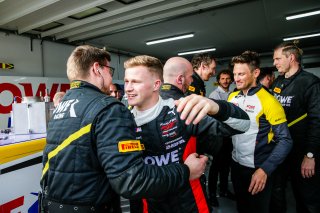 #998 - Rowe Racing - Max HESSE - Dan HARPER - Augusto FARFUS - BMW M4 GT3 Pitlane Celebrations
