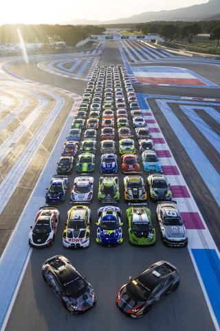 Collective picture of GT2 GT3 and GT4 cars
