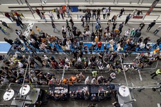 Autograph session and pit walk
