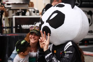 Autograph session and pit walk
