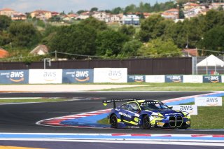 #46  Team WRT  Maxime MARTIN  Valentino ROSSI  BMW M4 GT3
