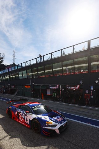#6  LIQUIMOLY Team Engstler by OneGroup  Luca ENGSTLER  Max HOFER - Audi R8 LMS GT3 EVO II
