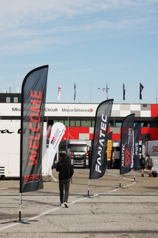 Fanatec GT World Challenge Europe Flags
