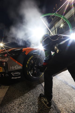 #30  Team WRT  Sam DE HAAN  Calan WILLIAMS  BMW M4 GT3
