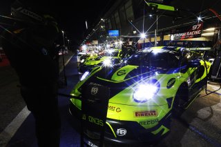 #96 - Rutronik Racing  Patric NIEDERHAUSER  Sven MULLER  Porsche 911 GT3 R (992)
