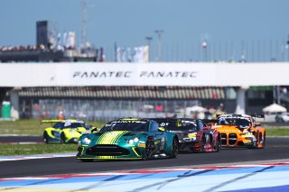 #7  Comtoyou Racing  Mattia DRUDI  Nicolas BAERT  Aston Martin Vantage AMR GT3 EVO
