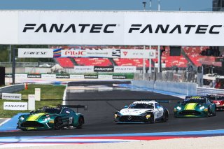 #21  Comtoyou Racing  Matisse LISMONT  James JAKES  Aston Martin Vantage AMR GT3 EVO
