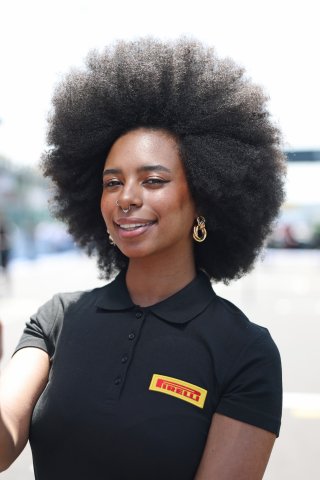 Pirelli Girl
