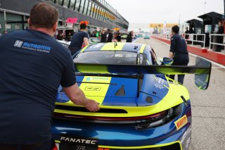 #96 - Rutronik Racing  Patric NIEDERHAUSER  Sven MULLER  Porsche 911 GT3 R (992)
