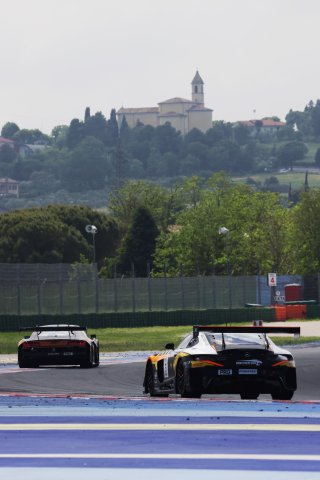 #9 - Boutsen VDS  Jules GOUNON  Maximillian GOTZ - Mercedes-AMG GT3 EVO

