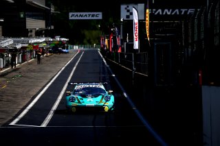 #992 - HubAuto Racing - Kevin Estre - Patrick Pilet - Laurens VANTHOOR - Porsche 911 GT3 R (992) 