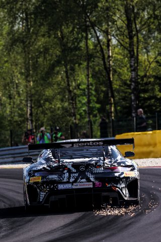 #90 - Madpanda Motorsport - Ezequiel PEREZ COMPANC - Karol BASZ - Patrick ASSENHEIMER - Mercedes-AMG GT3 EVO 