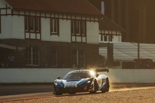 #100 - Team RJN - Alex BUNCOMBE - Chris BUNCOMBE - Jann MARDENBOROUGH - Josh Caygill - McLaren 720S GT3 EVO 
