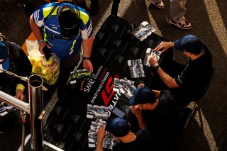 Pitwalk | SRO/JEP